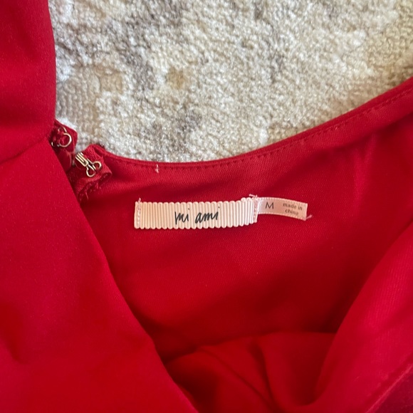 Red mini dress in good conditions, only used once - Picture 3 of 4